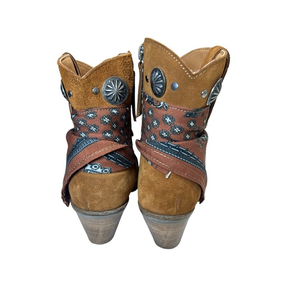 Dingo Bandida Brown Leather Boot Beaded W/Material Womens 8.5 Very Minimal Wear - Picture 4 of 8